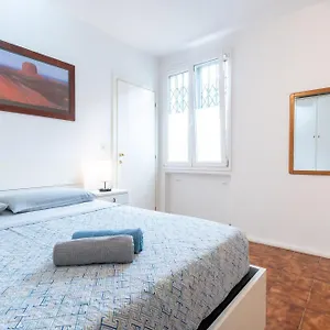https://bilocale-incantevole.emilia-romagnahotels.net